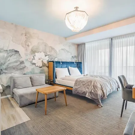 Seaside Kolobrzeg, Sun & Snow *