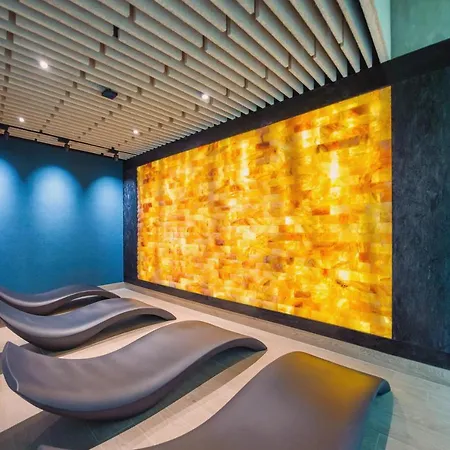 Seaside Kolobrzeg, Sun & Snow *